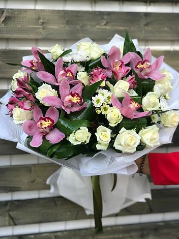 Букет цветов из: Розы и Хризантемы в Ирбейском