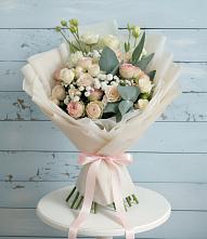 Букет цветов из:  Розы и Лизиантусы #REPLACE_PRED# Ирбейском