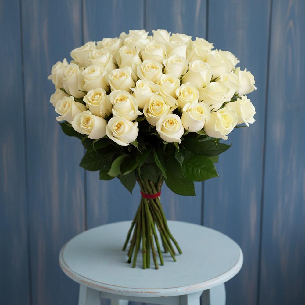 Букет 51 Белая роза Эдлесс Лав в Ирбейском