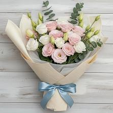 Букет цветов из:  Лизиантусы в Ирбейском