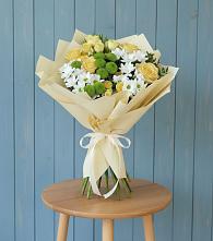 Букет цветов из:  Хризантемы и Розы в Ирбейском