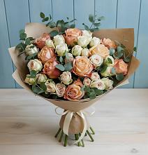 Букет цветов из:  Альстромерии и Розы в Ирбейском