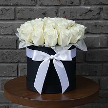 Цветочная композиция из Розы в шляпной коробке в Ирбейском